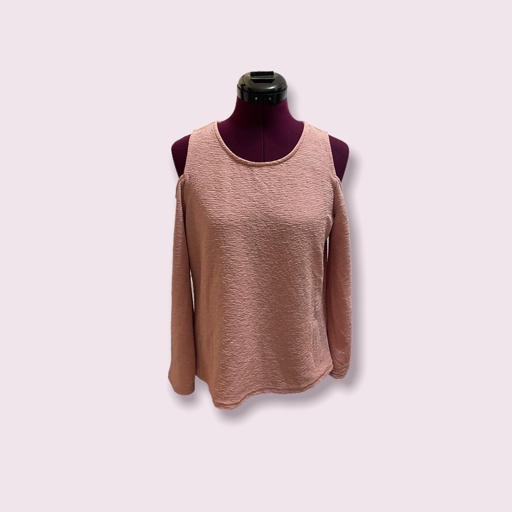 Kontrol Cold Shoulder Textured Top
